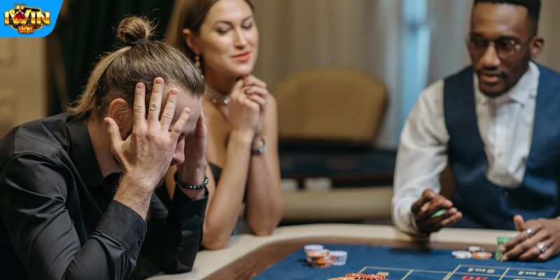 Tâm lý cá cược ảnh hưởng quan trọng đến quyết định trong cuộc chơi